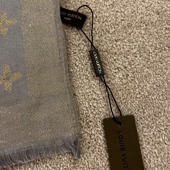 New Louis Vuitton Paris VL Pashmina Scarf Shawl Cashmere Silk Silver Gold Logo - Picture 11 of 13